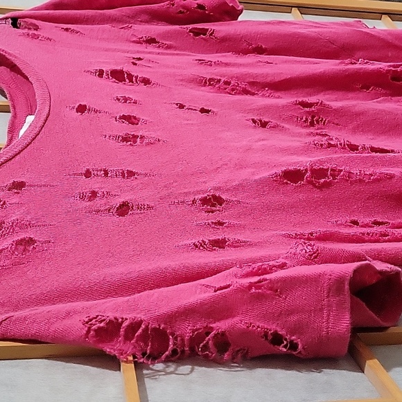 IRO pink 100% linen t-shirt with styled holes - Picture 10 of 10